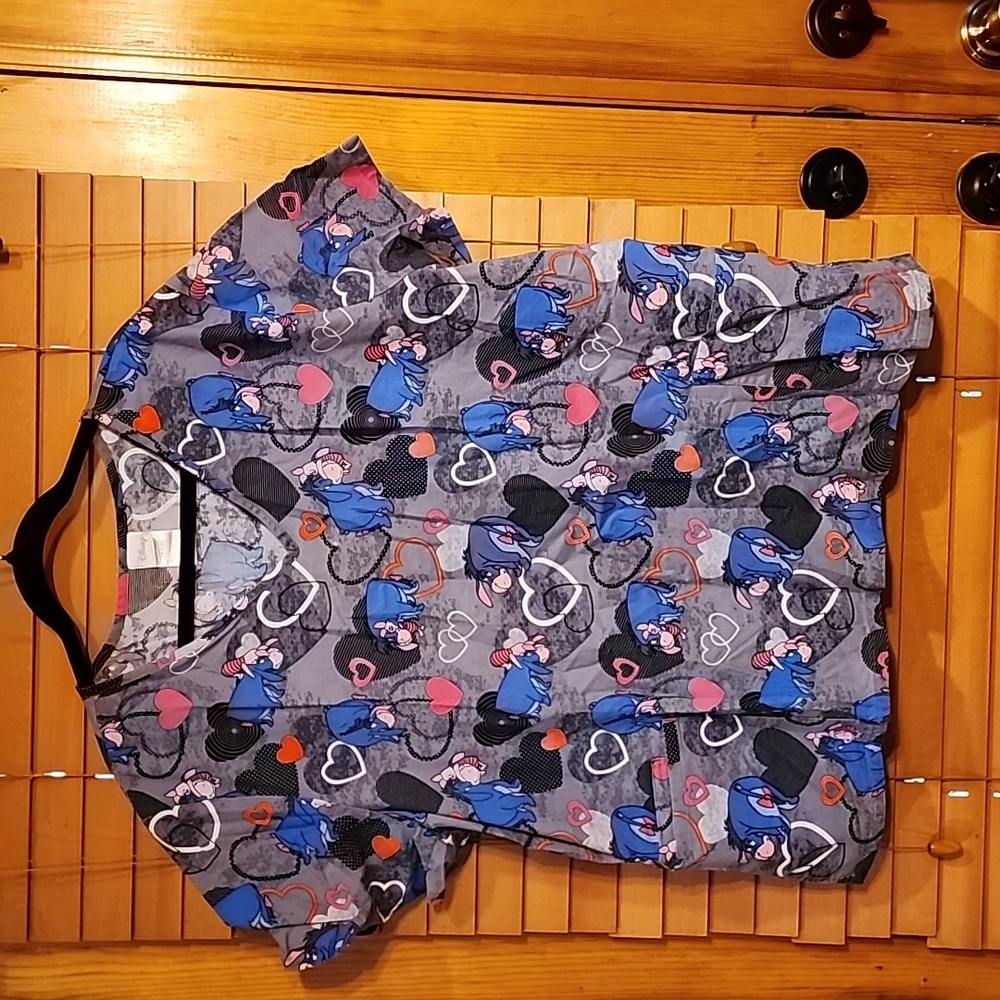 3X scrub top